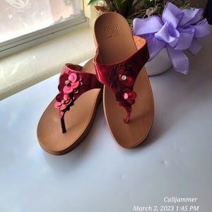 COPY - FITFLOP Lulu Wildflower Toe Post Sandal Size 9, Red